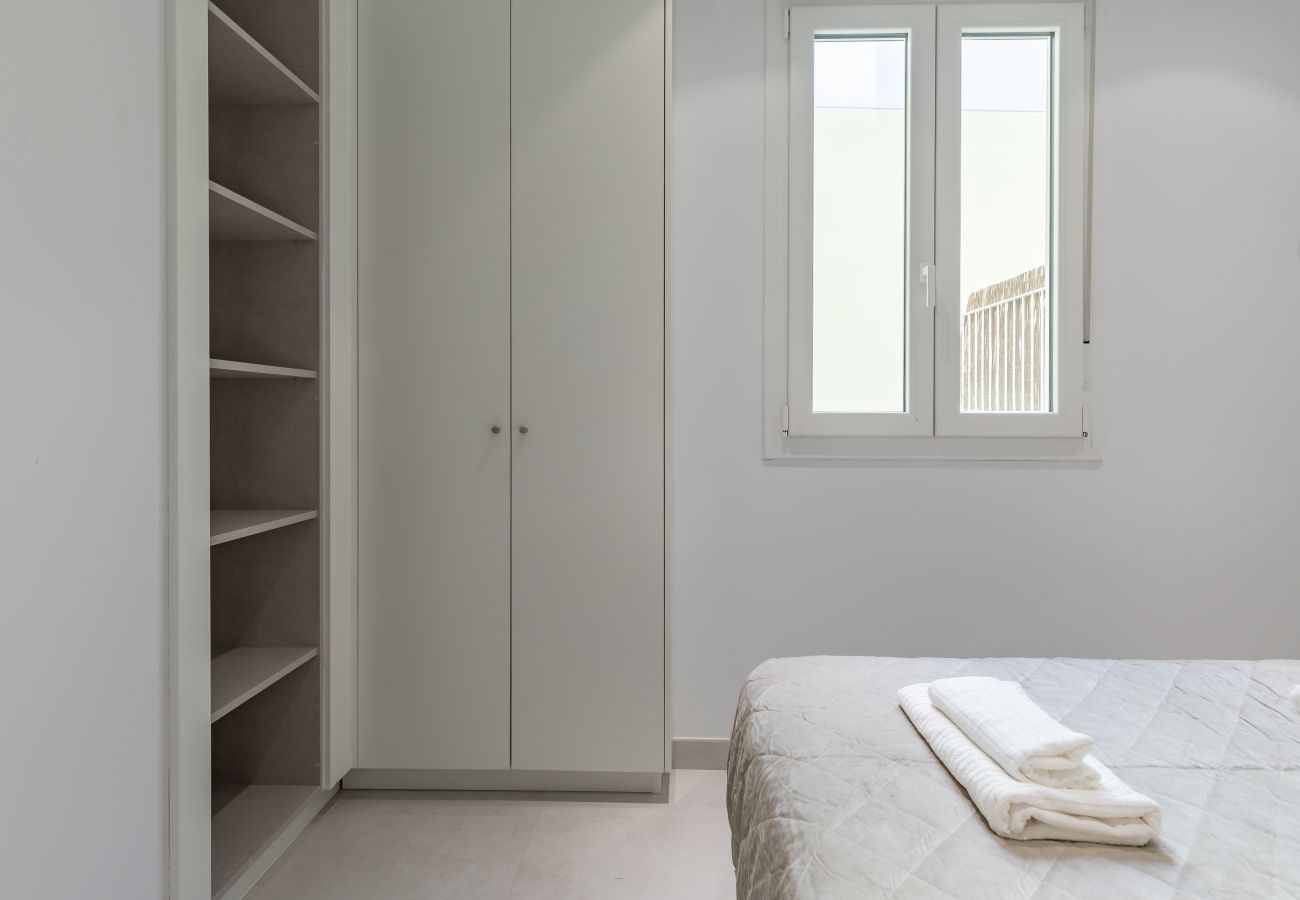 Aparthotel in Valencia / València - ꕥ Chic & Comfortable Apartment/ Private Terrace ꕥ